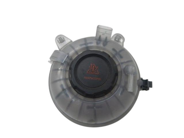 Водяной бачок системы охлаждения 5QM121407E VAG