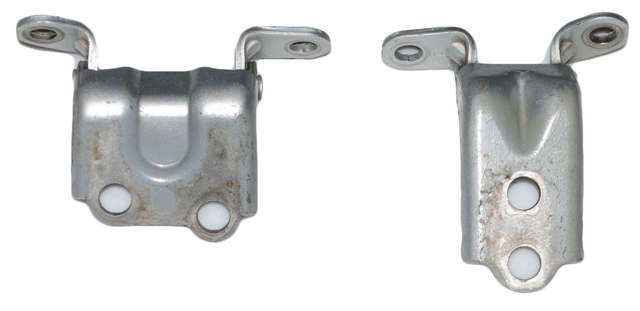 Петля задней двери, правой 60479AG020 SUBARU