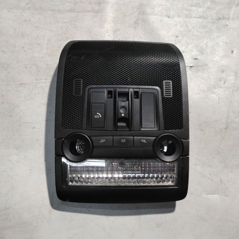 Плафоны внутреннего освещения 61319225947 BMW
