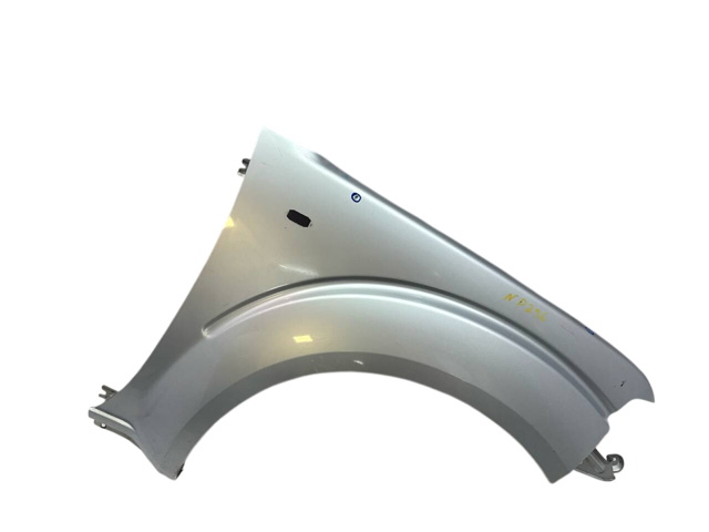 Крыло переднее правое 631007S030 NISSAN