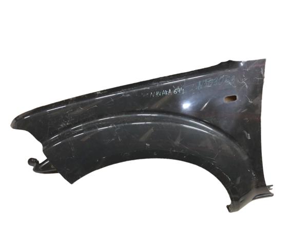 Переднее левое крыло 631017S030 NISSAN