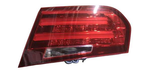 Фонарь задний правый, внутренний 63217313056 BMW