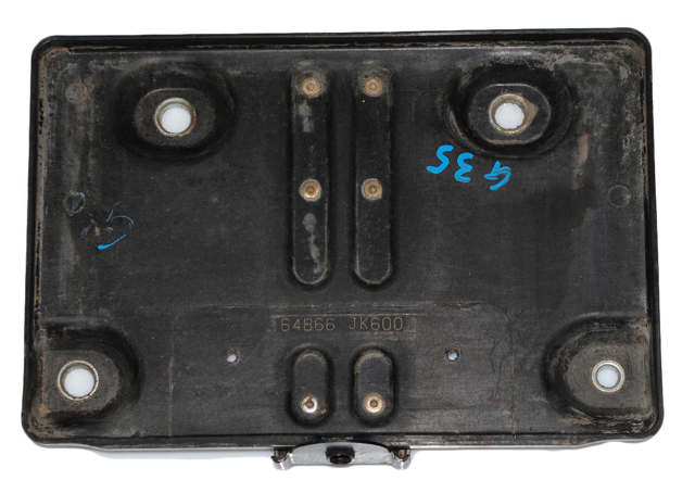 Подставка аккумулятора (АКБ) 64866JK600 NISSAN