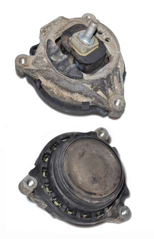 Опора двигателя 6787658 BMW