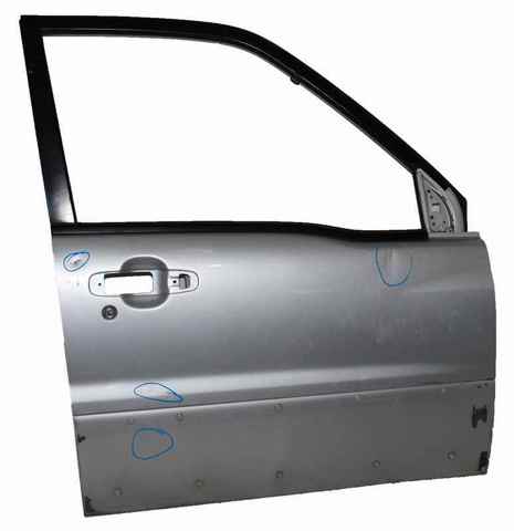 Пассажирская передняя дверь 6800165832 SUZUKI