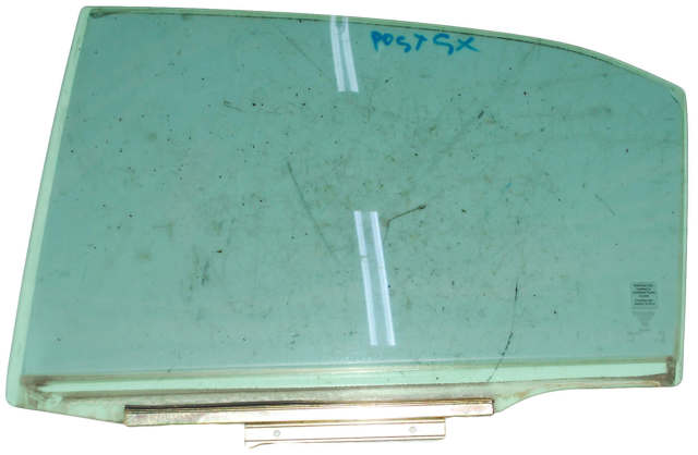 Стекло заднее левое 6811433150 TOYOTA