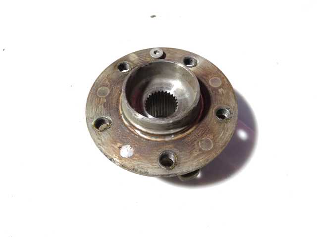 Подшипник в сборе со ступицей передний 68246453AA CHRYSLER