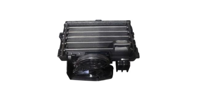 Решетка воздуховода 687513NA0A NISSAN