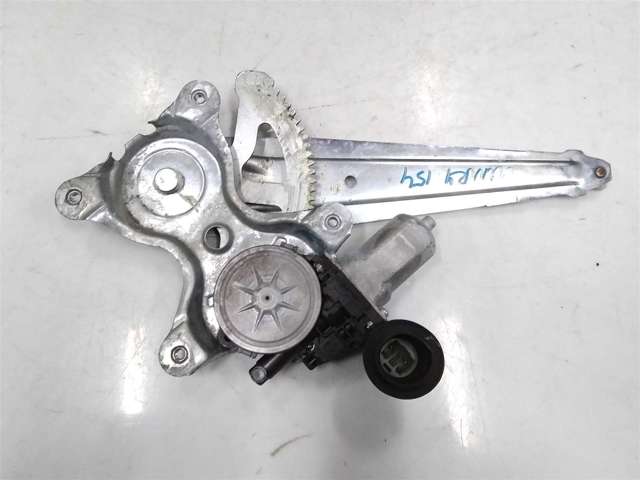  Механизм стеклоподъемника правой задней двери 6980306140 TOYOTA