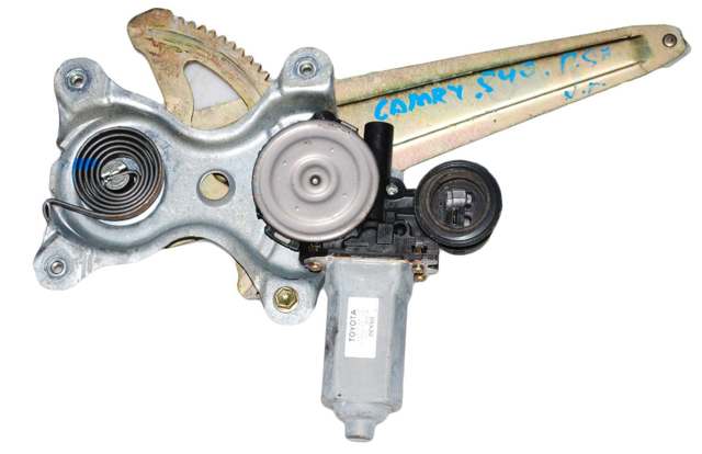 Механизм стеклоподъемника двери задней, левой 69804AA020 TOYOTA