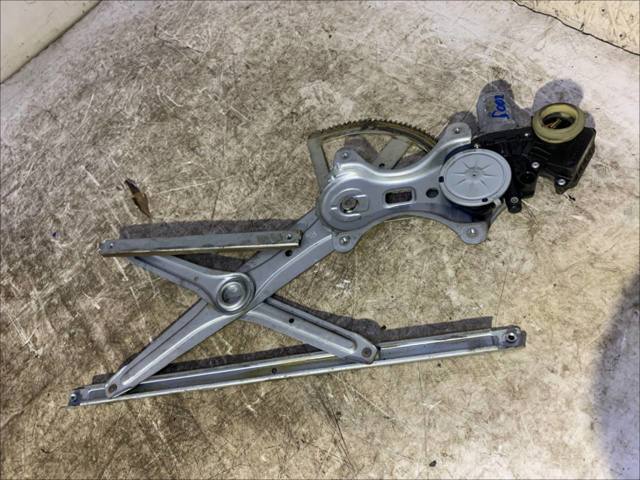 Стеклоподъемник задней левой двери 698400F020 TOYOTA