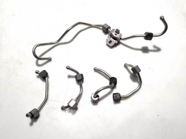 Пыльник рулевой рейки правый 6G9Q9N868CB LAND ROVER