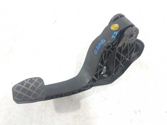 Педаль сцепления 6R1721321F VAG