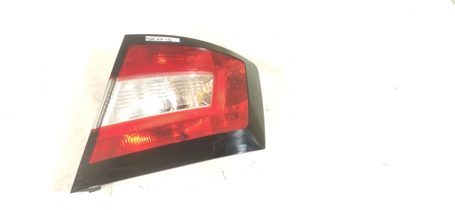 Задний правый стоп 6V6945112 VAG