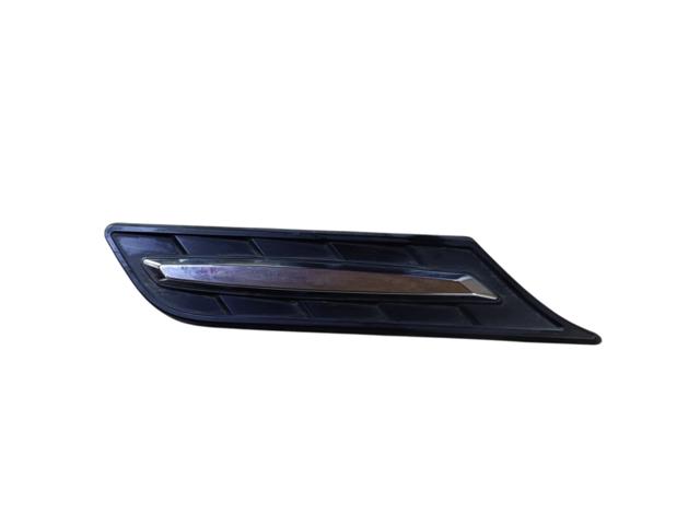 Молдинг крыла переднего правого 7261054P10C48 SUZUKI