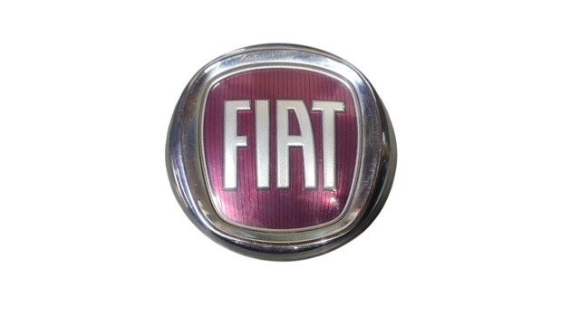 Фирменный значок 735565897 FIAT