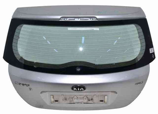 Дверь 5 737001H000 HYUNDAI