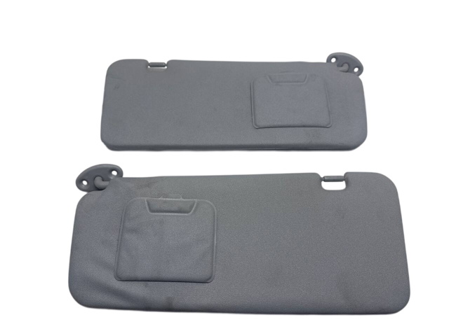 Козырек противосолнечный 7431042270B0 TOYOTA