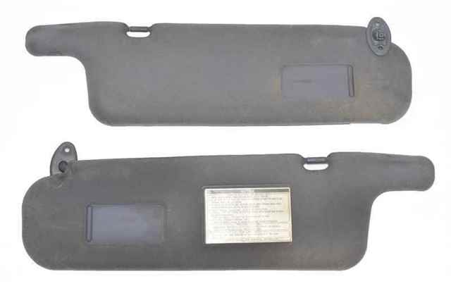 Козырек солнцезащитный автомобиля Toyota Land Cruiser 90