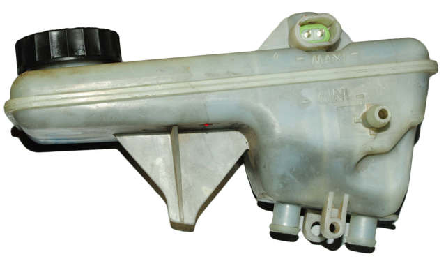 Бачок тормозной жидкости 7701050910 RENAULT