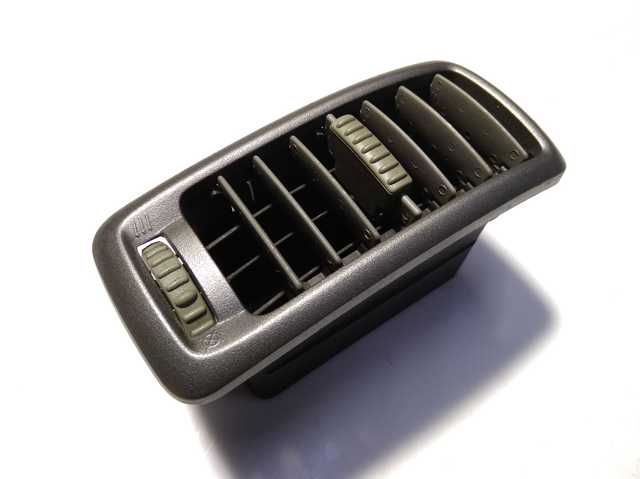 Вентиляция передка 7701054458 RENAULT