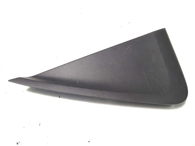 Накладка кузова задня лівого трикутник nissan leaf 10-17 781273NA0A