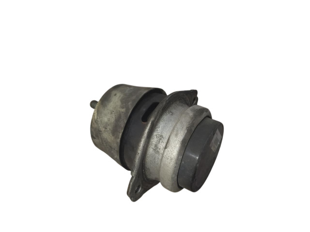 Подушка (опора) двигателя лев./прав. 7L6199131C VAG
