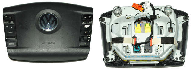 Подушка AIRBAG водительская 7L6880201DA VAG