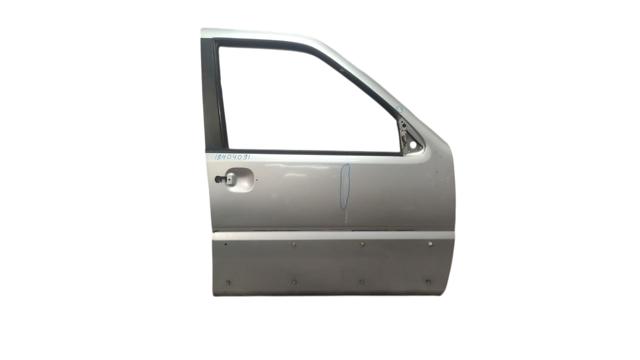 Пассажирская передняя дверь 801007F732 NISSAN