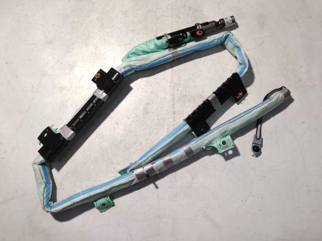 Левая шторка безопасности 80410J9500 HYUNDAI