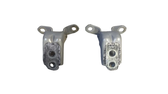 Петля передней двери, левой 804216UA1A NISSAN