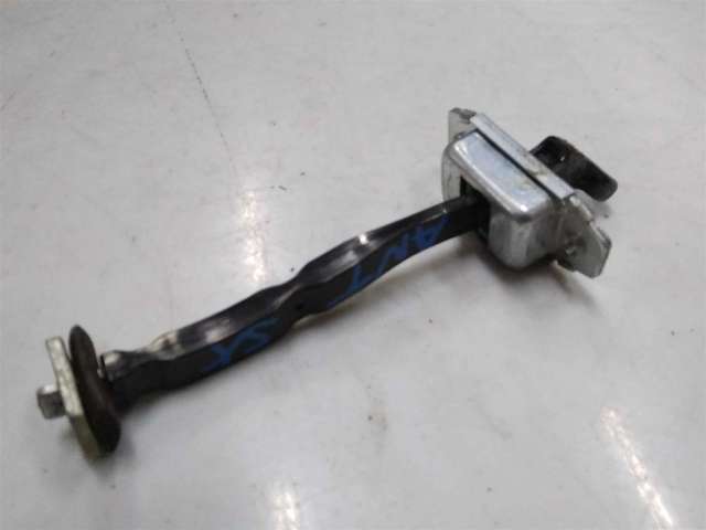 Ограничитель открывания дверей 804304CL0A NISSAN