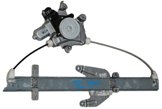 Мотор стеклоподъемника двери передней, левой 80731JK00A NISSAN