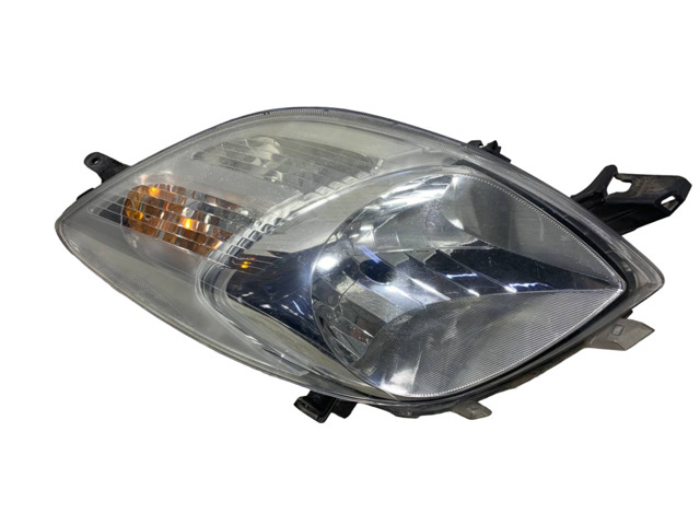 Вставка фары правой 811300D120 TOYOTA