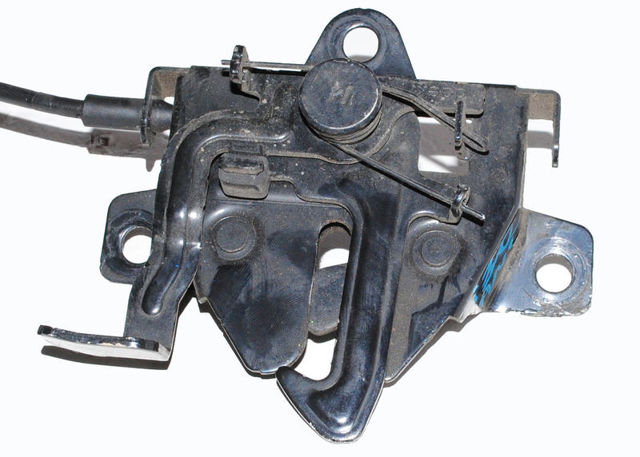 Замок крышки капота 811302L000 HYUNDAI