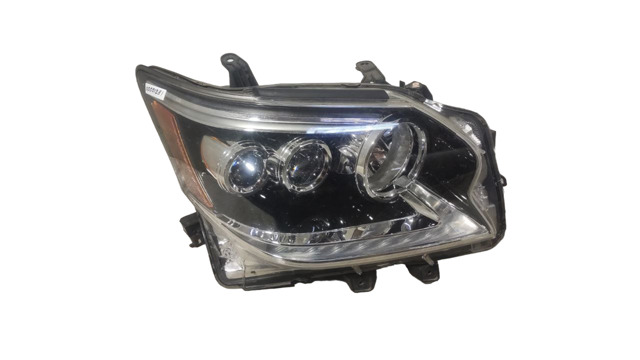 Фара основная правая 8114560G20 TOYOTA