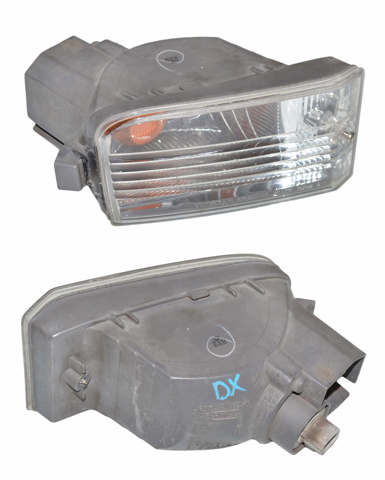 Поворотник правый 8151142060 TOYOTA