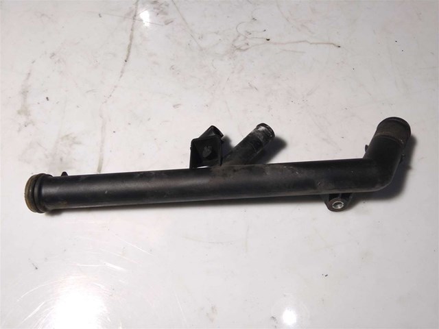8200134513 RENAULT Патрубок системы охлаждения купить в Чернигов