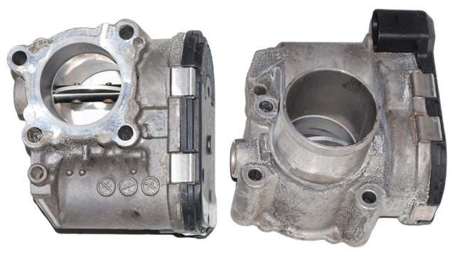 Дроссельная заслонка 8200330812 RENAULT