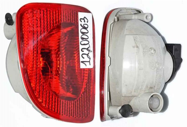 Противотуманнка задняя, левая 8200419906 RENAULT