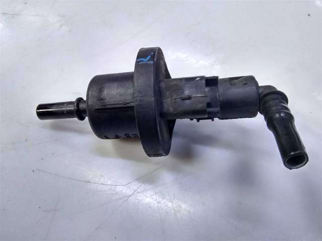 Клапан адсорбера паров топлива 8200660852 RENAULT