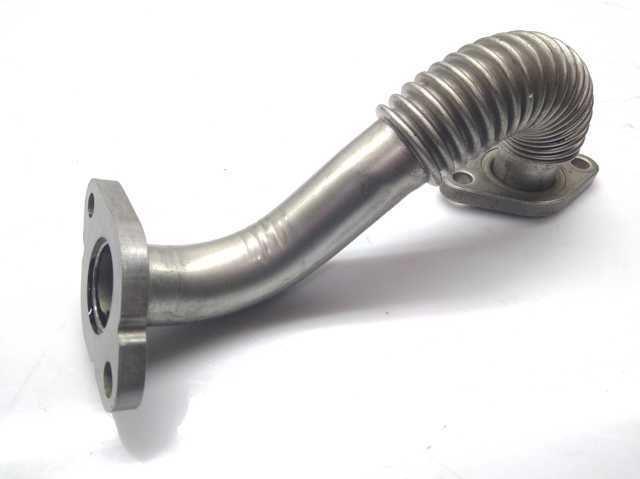 Шланг (патрубок) радиатор EGR, обратка 8200889753 RENAULT