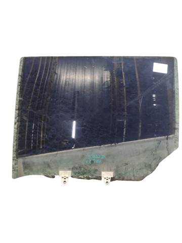 Стекло заднее левое 823010028R RENAULT