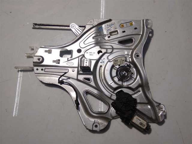 Стеклоподъемник с электродвигателем 824012S000 HYUNDAI