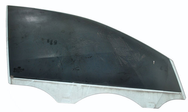 Стекло передней двери, правой 824212H010 HYUNDAI