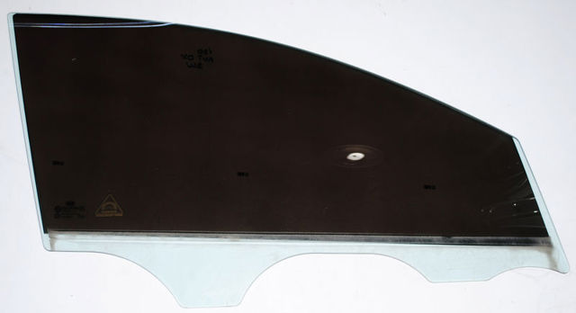 Стекло двери передней правой 824212L210 HYUNDAI