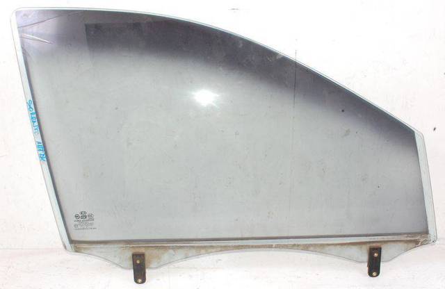 Стекло пассажирской двери 824213E010 HYUNDAI