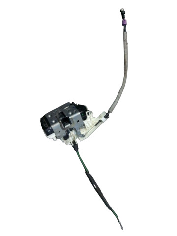 Замок задней двери, правой 825005DC0B NISSAN
