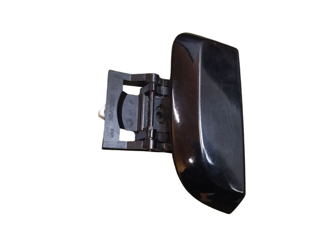 Ручка задней двери наружная, правая 826069CA0A NISSAN