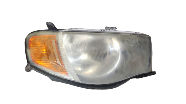 Правая блок фара 8301A690 MITSUBISHI